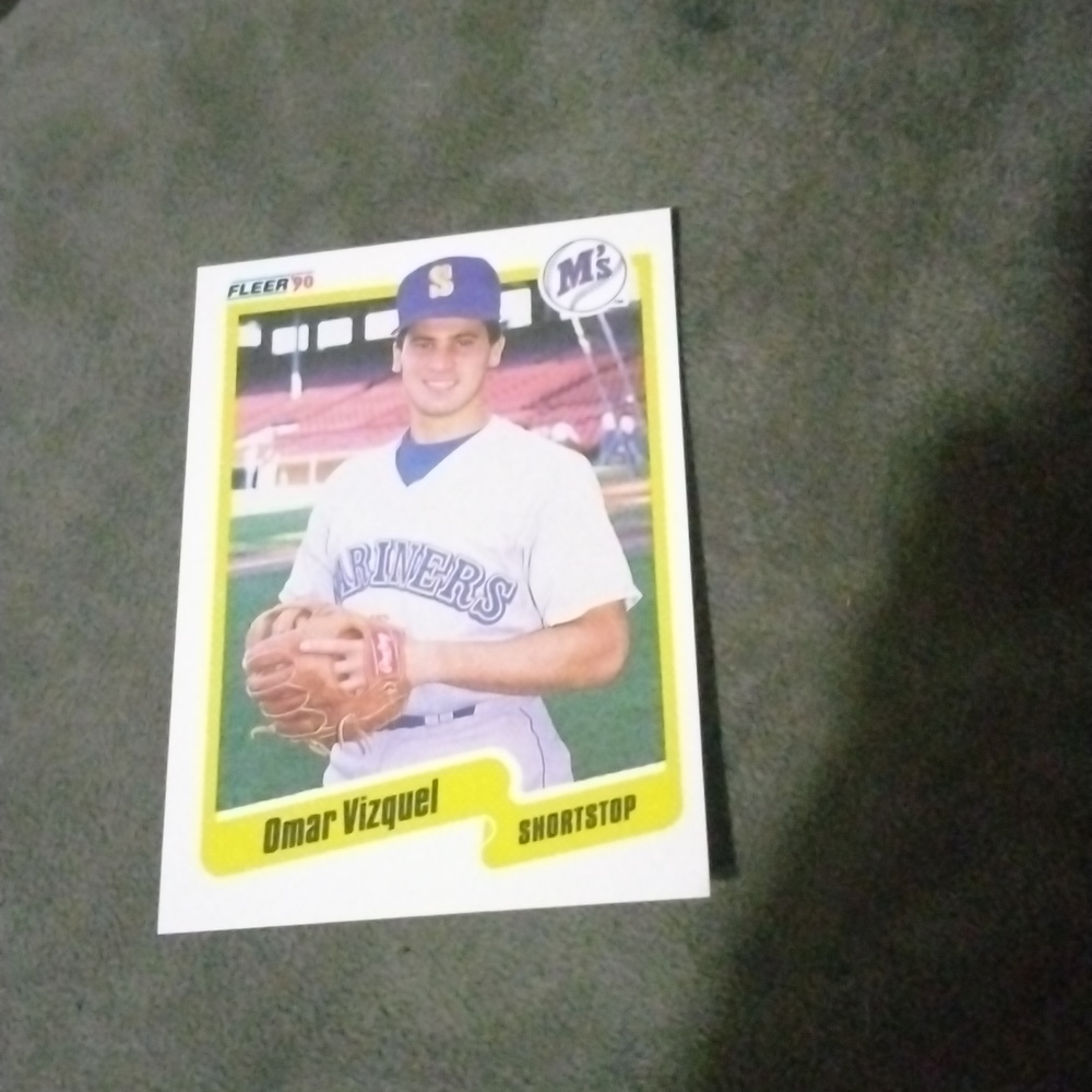 1990 Omar vizquel mint condition fleer rookie baseball card !!!! Seattle Mariner